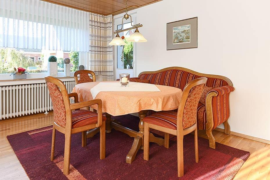 Ferienwohnungen Im Haus Nordseebrise Neuharlingersiel Luaran gambar